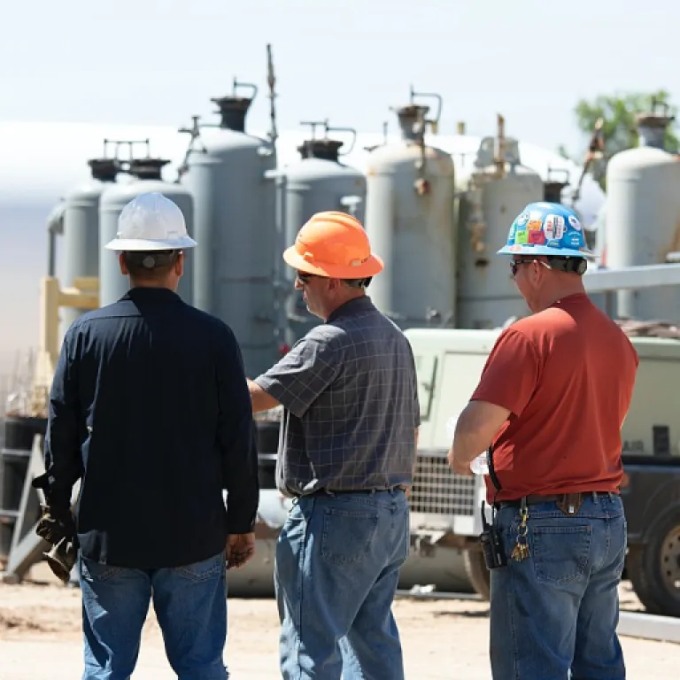 How accounts payable paperless software transforms office management in Arabian Emirate companies